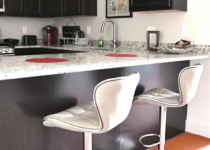 Downtown River Facing Gem Apartamento Aurora